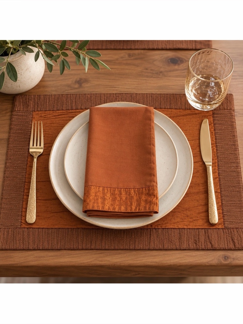 CRATE & BARREL • 13-Piece Copper/Rust Orange Samara Placemat + Lotus Napkin Set